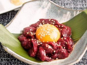 えびと馬肉と日本酒